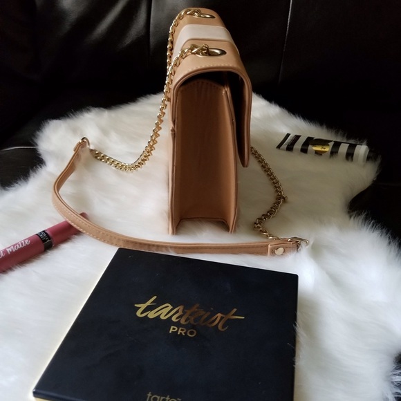 Beige/tan cross body - Picture 6 of 8